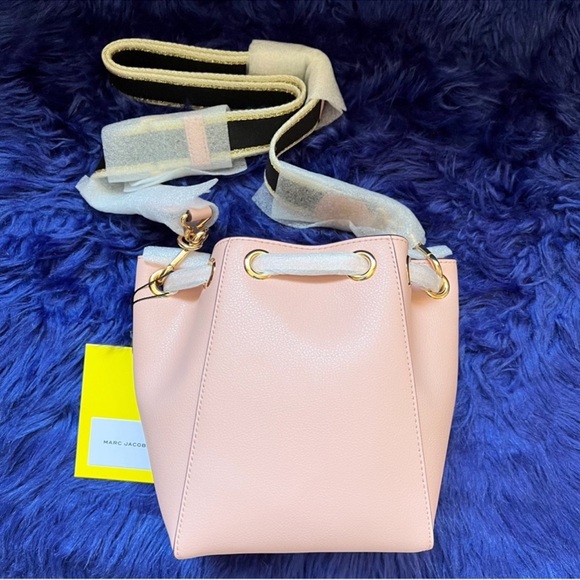 New! MARC JACOBS Crossbody Bucket Leather Bag in Rose Pink - Picture 8 of 12
